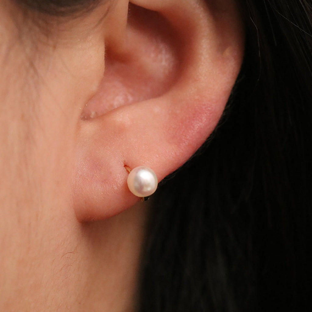 Fresh Water Pearl Huggie Earring-3